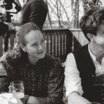 Nach etwa 15 Minuten Probe geht’s los. Auch Gregor Schlederers Frau Elena ist aktiv dabei.